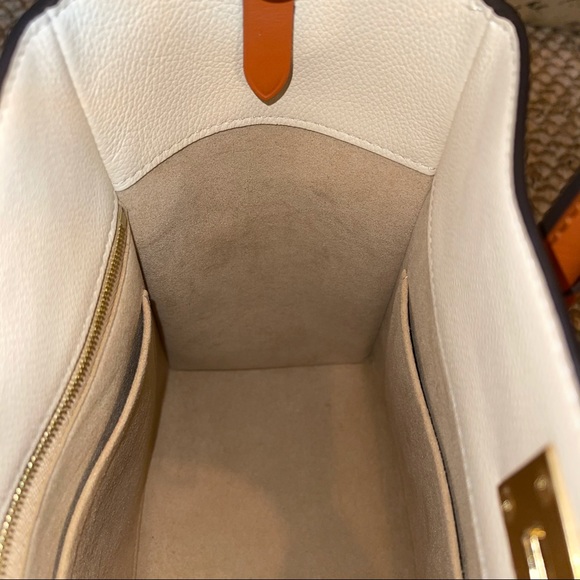 Louis Vuitton On My Side Satchel - Picture 11 of 16